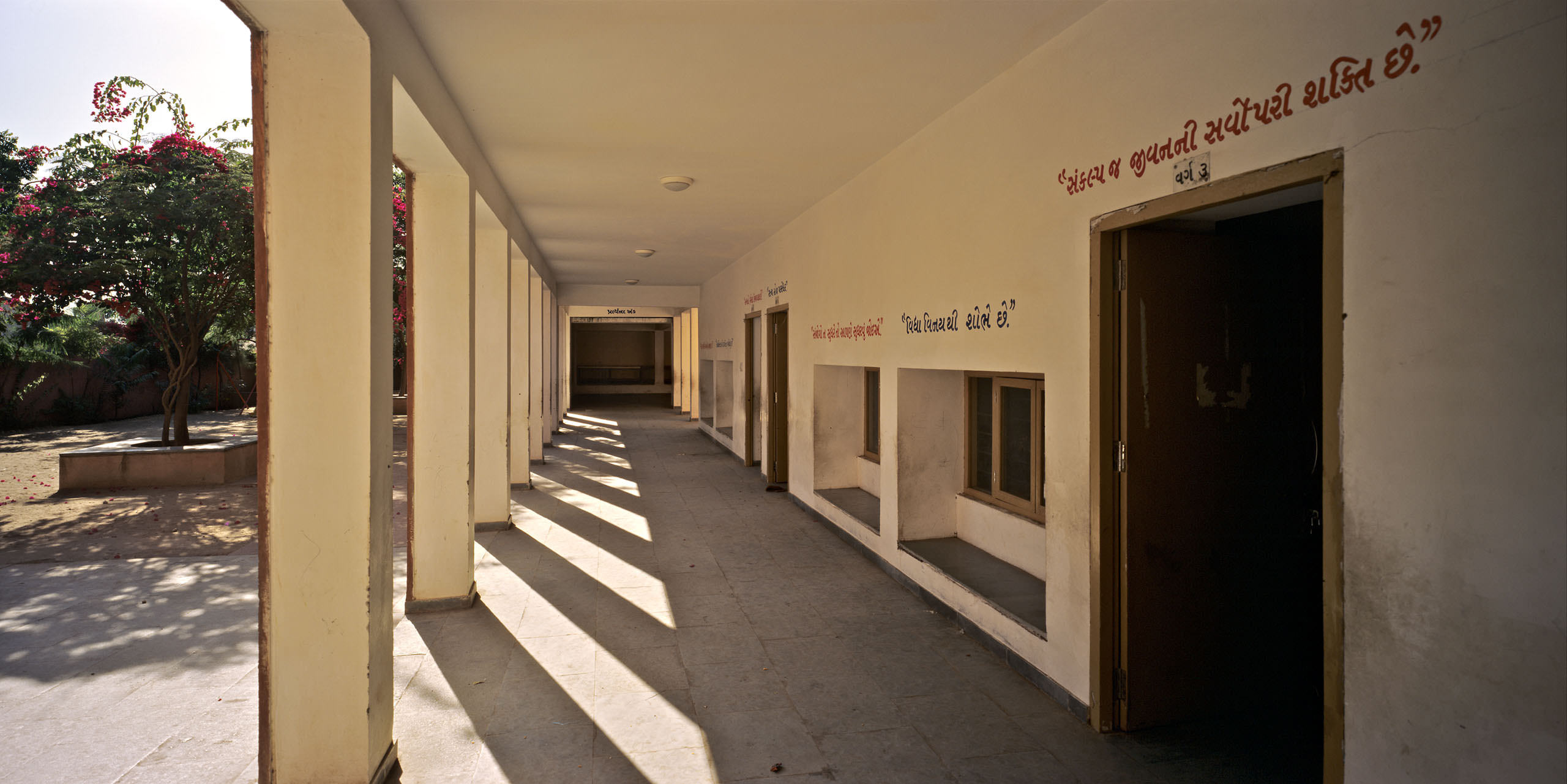 public buildings, samarkhiali, kutch